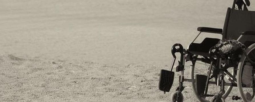 Fauteuil roulant vide