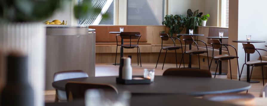 Vue d'une table dans un restaurant